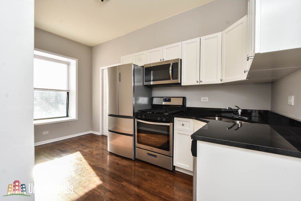 Foto principal - 1313 W Leland Ave