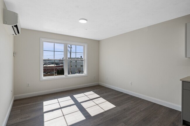 Foto del edificio - 472 Essex St