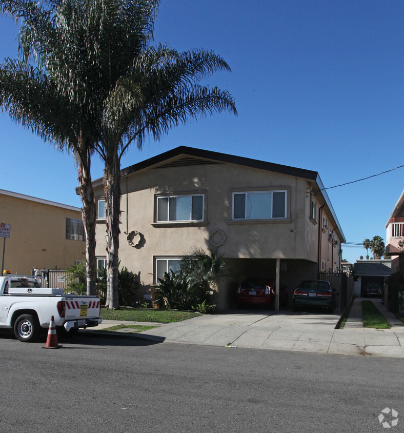 Building Photo - 1725 N Alexandria Ave