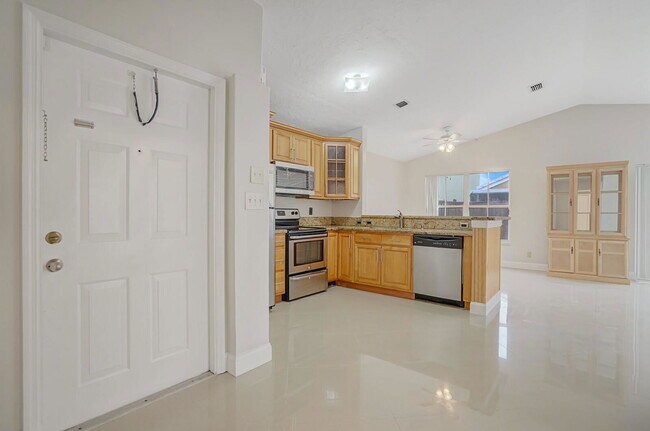 Foto del edificio - 3387 Chickee Ln
