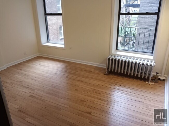 Building Photo - WEST 72 STREET