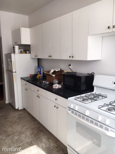 Foto principal - 1118 Willoughby Ave