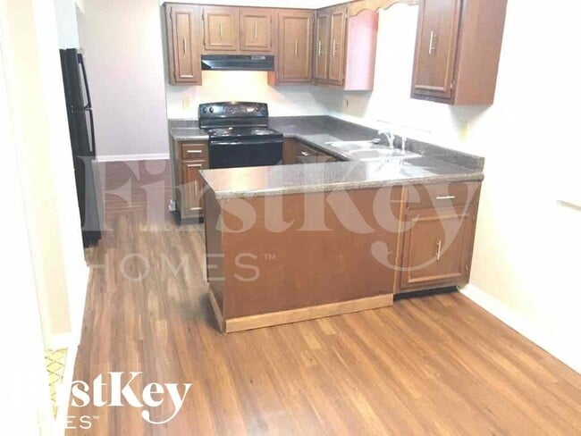 Foto del edificio - 2856 Baywood Dr