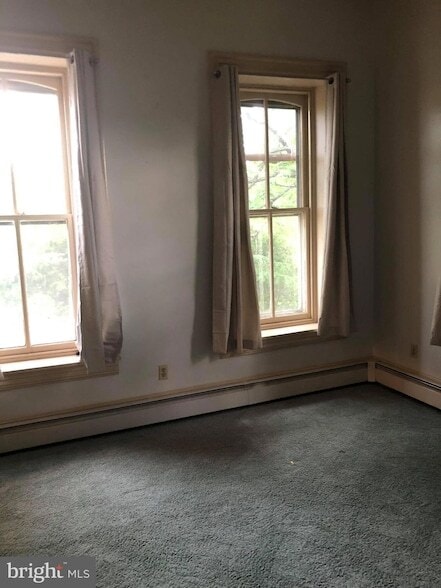 Building Photo - 216 Main St