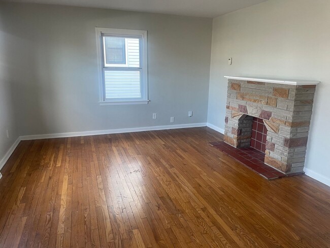 Building Photo - 20110 Mountville Dr