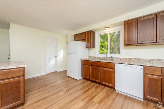 Interior Photo - Victor Heights