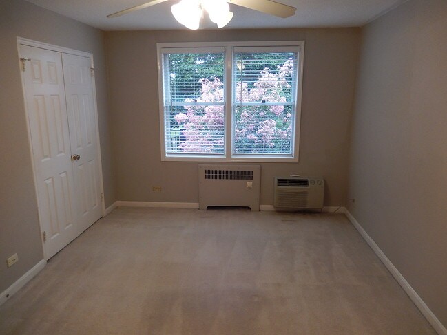 Building Photo - 108 N George Mason Dr