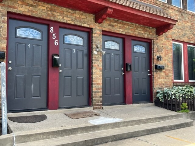 Foto del edificio - 856 Ohio River Blvd