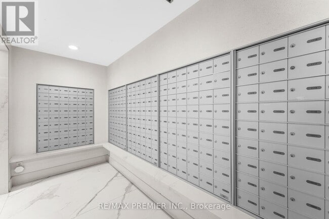 Building Photo - 38 Monte Kwinter Ct