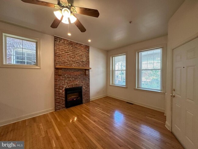 Foto del edificio - 214 W 14th St