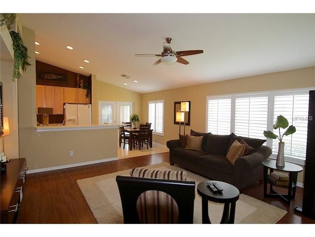 Building Photo - 2 Bedroom Fully Furnished home for rent