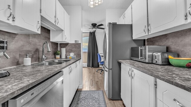 Photo du bâtiment - 1105 Jalna Blvd