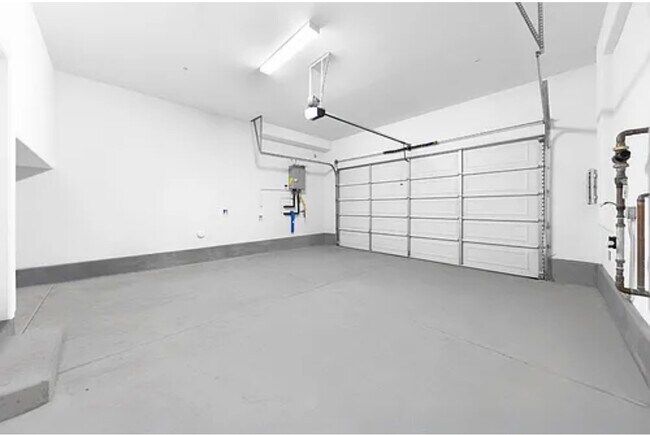 Foto del edificio - 930 Wonder Ln
