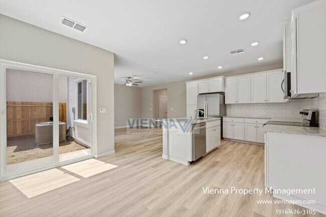 Foto del edificio - 2327 Comstock Ln