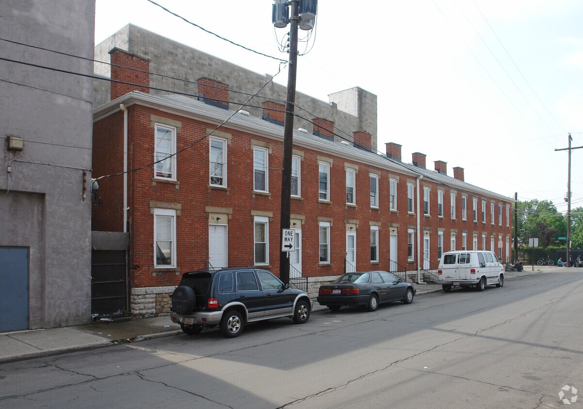 Building Photo - 16-32 S Grubb St