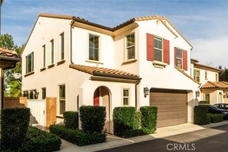 Building Photo - 168 Desert Bloom