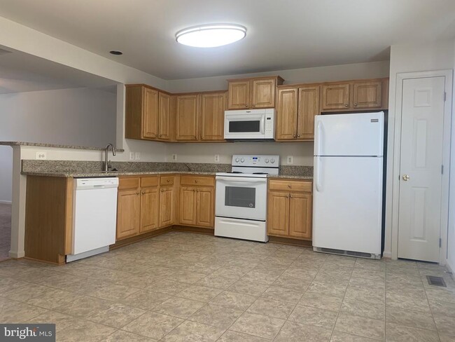 Foto del edificio - 217 Merrill Ct