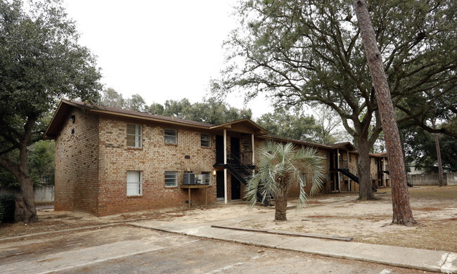 Building Photo - Oakwood Terrace