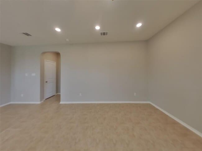 Building Photo - 153 Ella Marie Cir