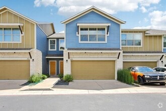 Building Photo - 516 E Slaughter Ln
