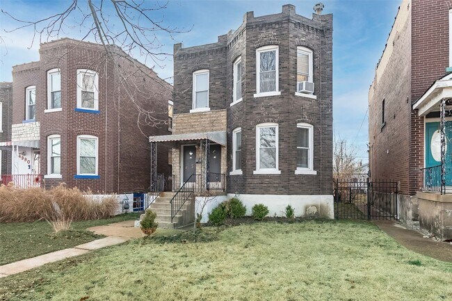 Foto del edificio - 4992 Botanical Ave