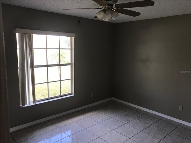 Building Photo - 1112 Gardanne Ct
