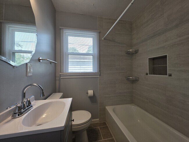 Foto del edificio - 2805 Union Dr NW