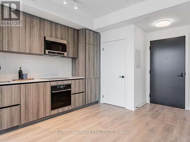 Photo du bâtiment - 117 Broadway Ave