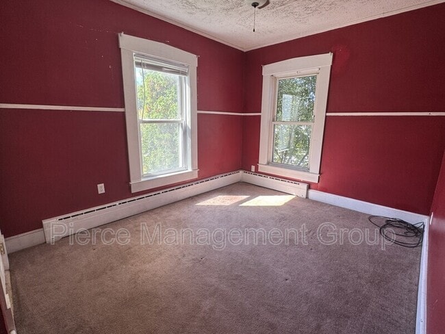 Building Photo - 69 Turnpike St