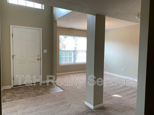 Foto del edificio - 7240 Lakeland Trails Blvd