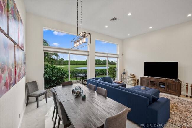 Building Photo - 10891 Fairmont Village Dr