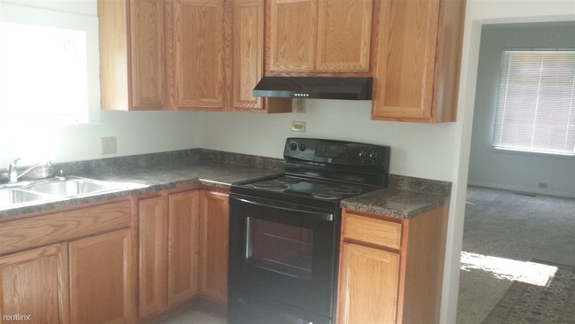 Foto del edificio - 324 Central Ave N