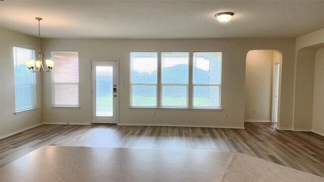 Building Photo - 6229 Mantalcino Dr
