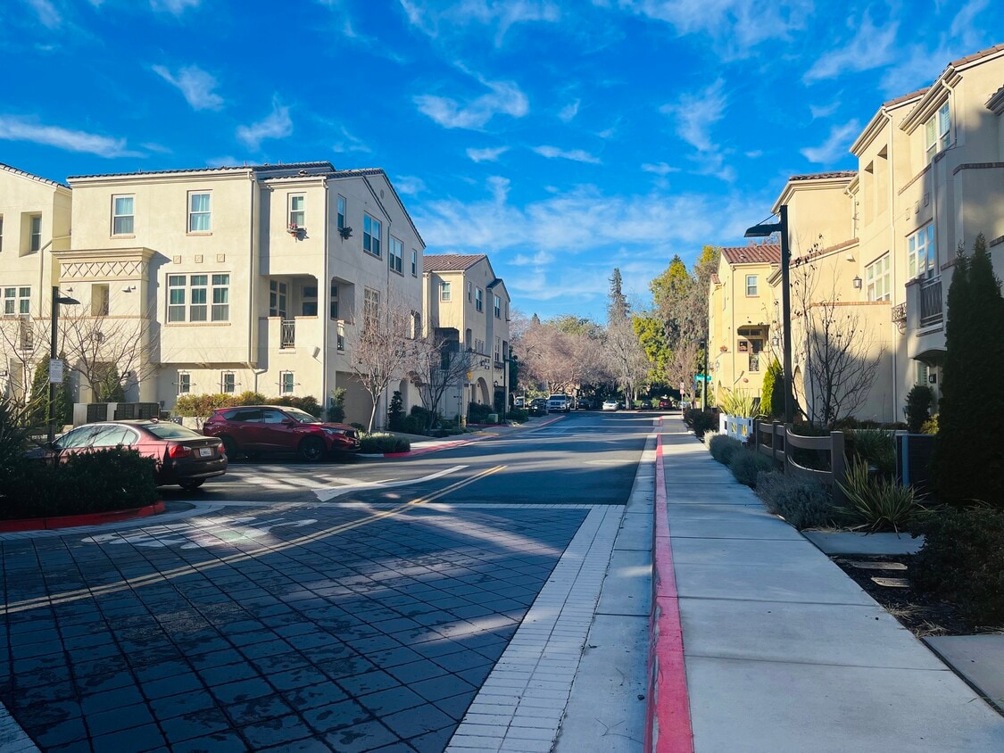140 Bayto Pl, Santa Clara, CA 95051 Townhome Rentals in Santa Clara CA