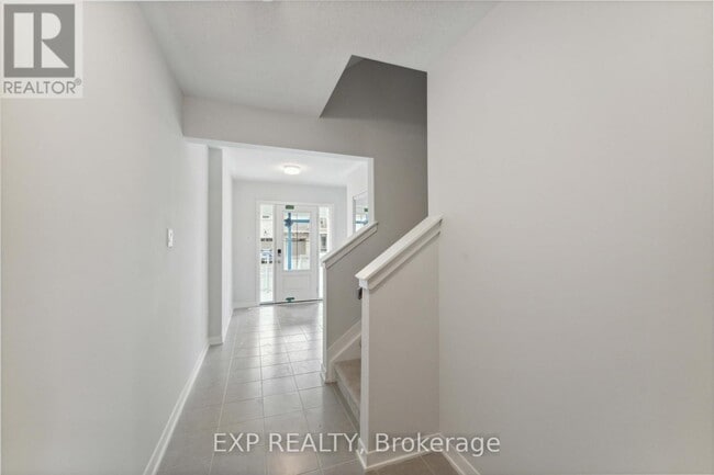 Building Photo - 22 STITCH Mews