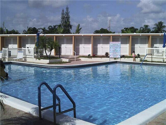 Foto del edificio - 6750 NE 21st Rd