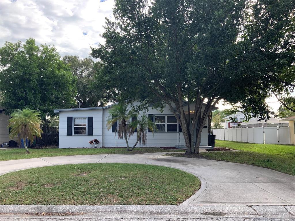 Foto principal - 5038 36th Ave N