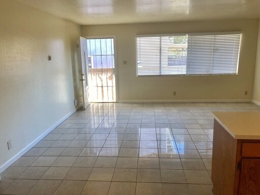 Building Photo - 2801 College Ave