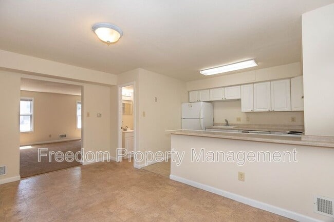 Building Photo - 9206 Hood Rd