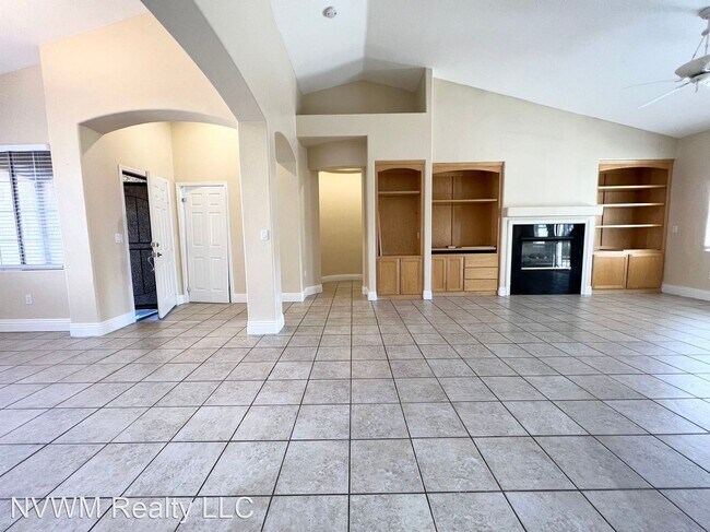 Building Photo - 3 br, 2 bath House - 2295 Tedesca Dr