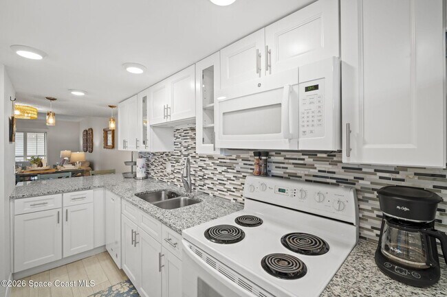 Building Photo - 180 Paradise Blvd