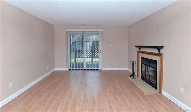 Foto del edificio - 1329 Prospect Village Ln
