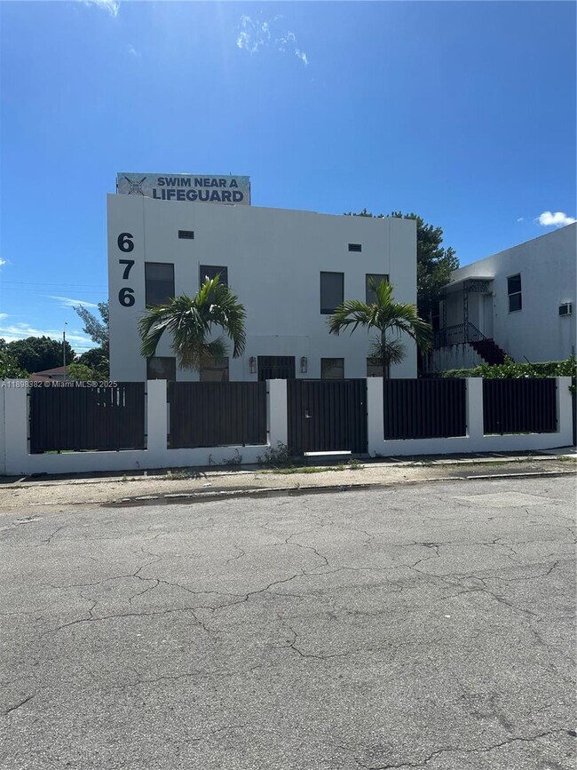 Building Photo - 676 NW 47th St
