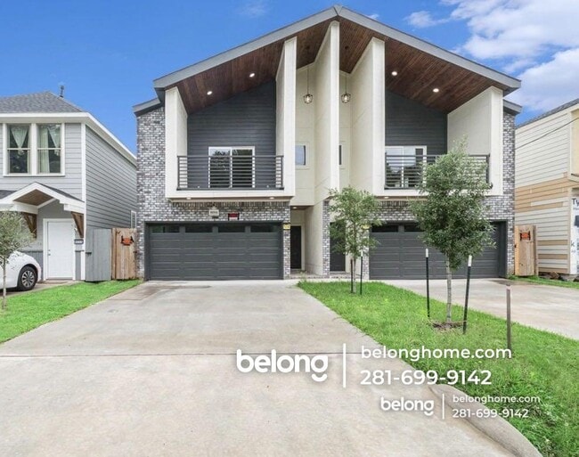 Building Photo - 8119 Venus St