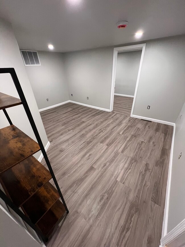 Foto del edificio - 67 Lawrence St