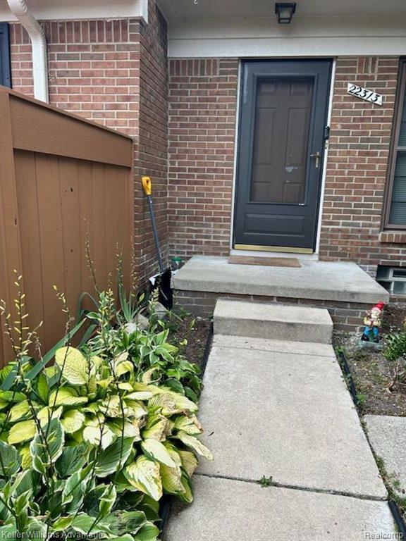 Building Photo - 22313 Peach Tree