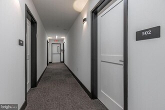 Building Photo - 1519 Ridge Ave