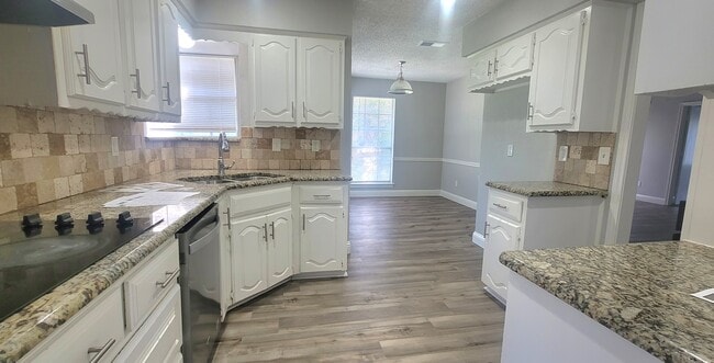 Foto del edificio - 1008 Brownfield Dr