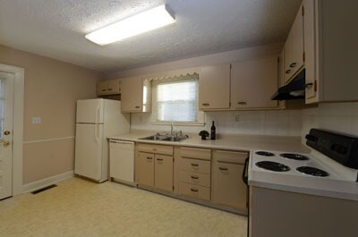 Building Photo - 161 Lyons Drive