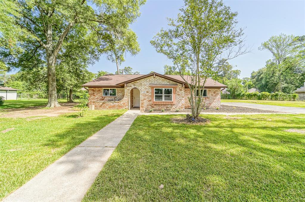 229 Broad Ripple Dr, Huffman, TX 77336 House Rental in Huffman, TX
